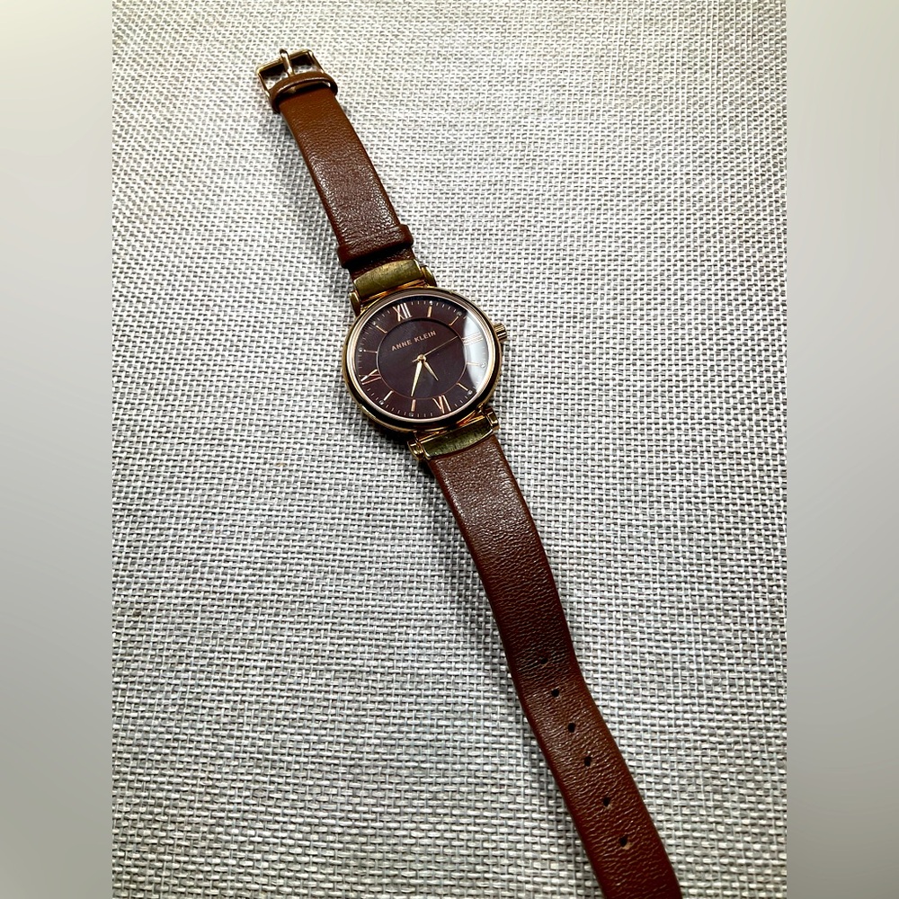 🌟🤎 NEW Anne Klein Leather Watch